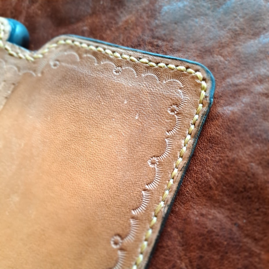 capa em pele para telemóvel